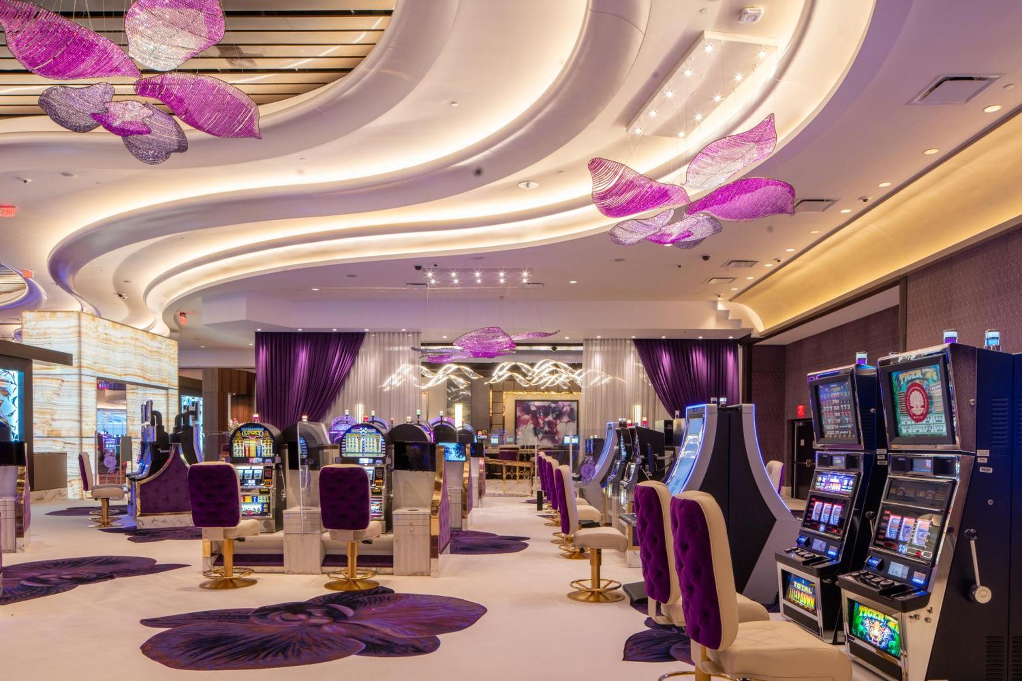 Scarlet Pearl Casino Resort D'Iberville Exterior photo
