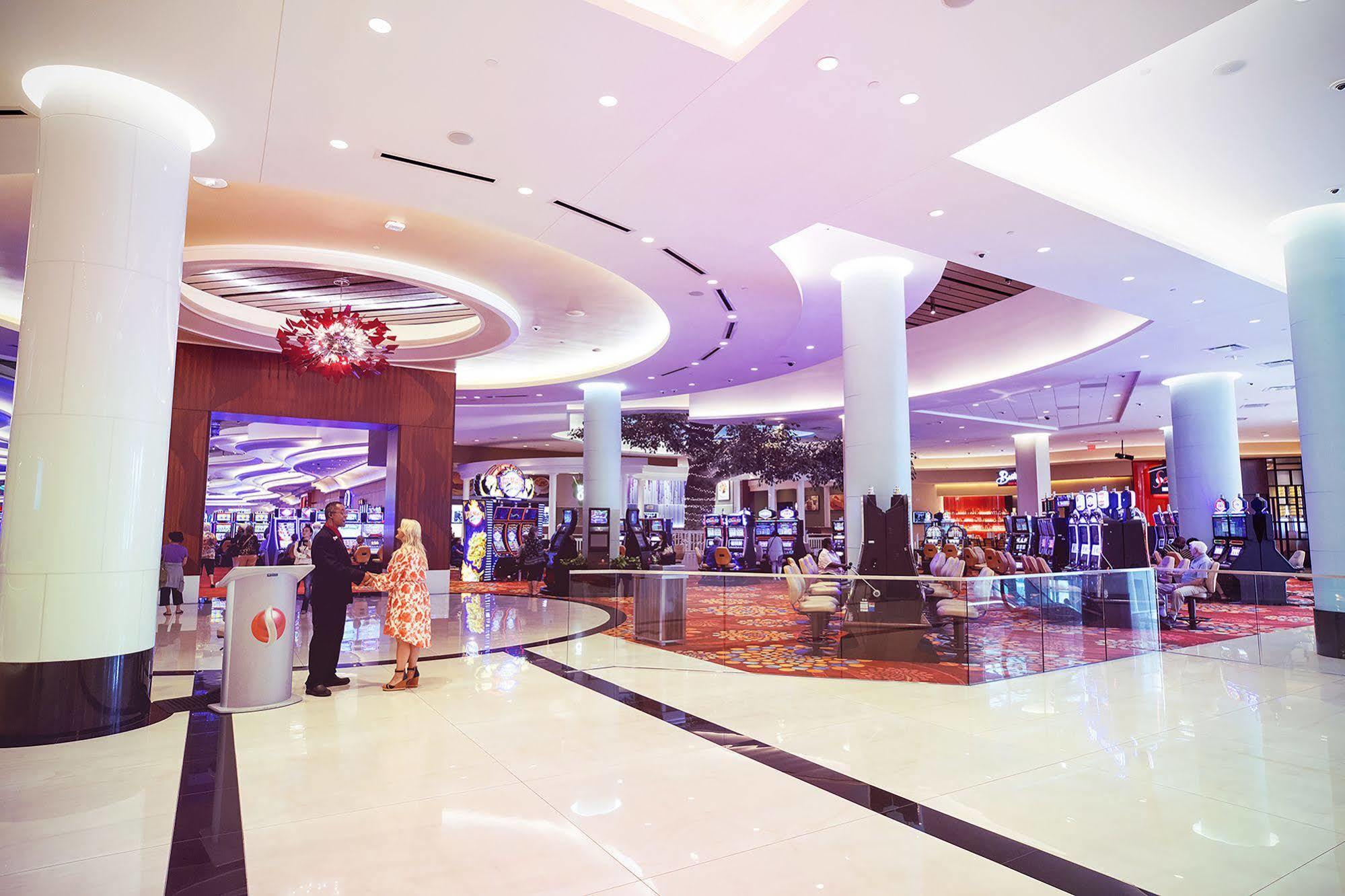 Scarlet Pearl Casino Resort D'Iberville Exterior photo